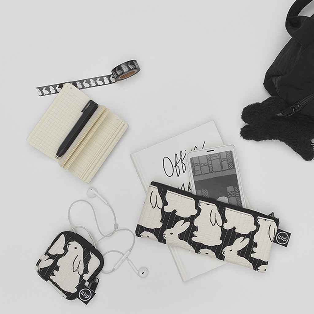 Quilting Little Black Bunnies Half Pouch