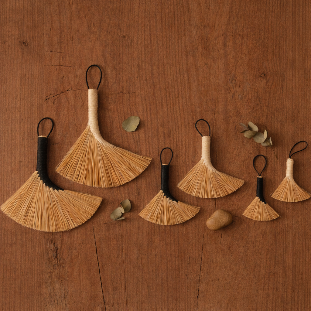 Mosi Broom - 25cm( Large) by Bargn Workshop