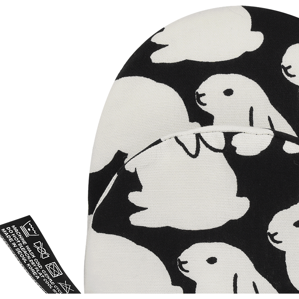Little Black Bunnies Kitchen Glove