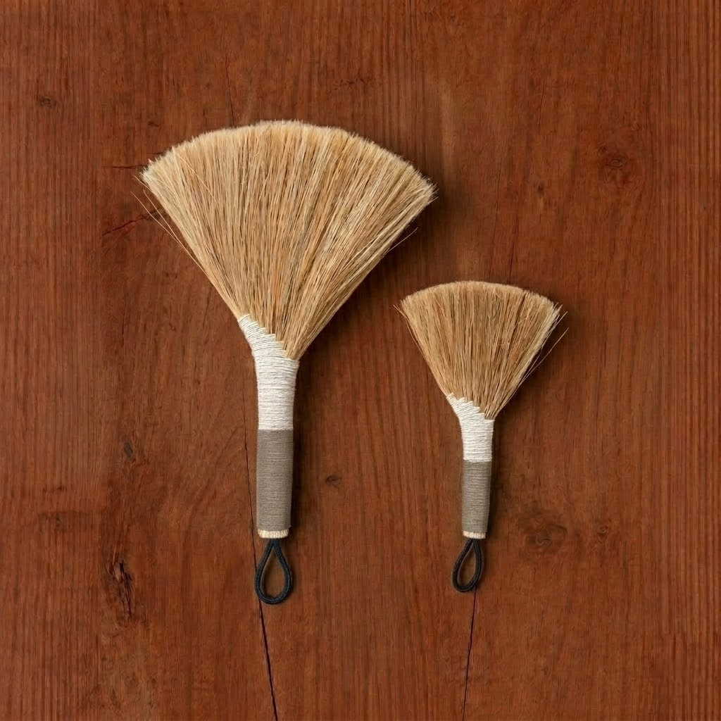 Fine Weave Broom - Beige by Bargn Workshop